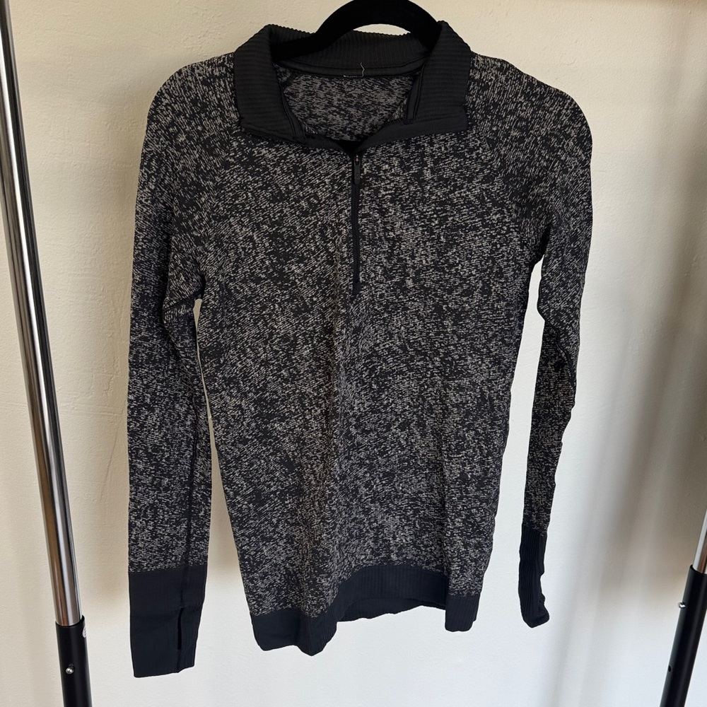 LULULEMON Quarter zip athletic jacket